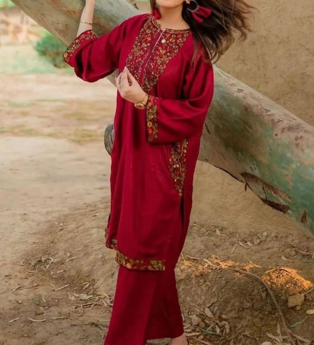 Unstitched Embroidered Lawn 2PC | SC-079