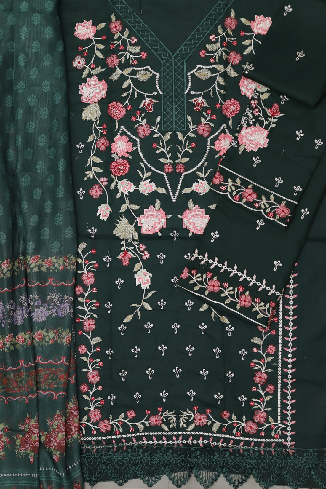 Unstitched Embroidered Lawn 3PC | SC-109A