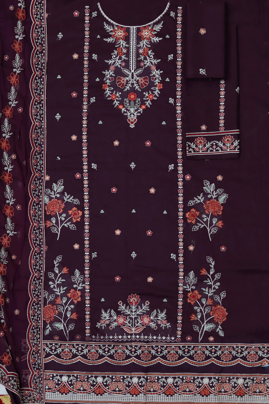 Unstitched Embroidered Lawn 3PC | SC-179
