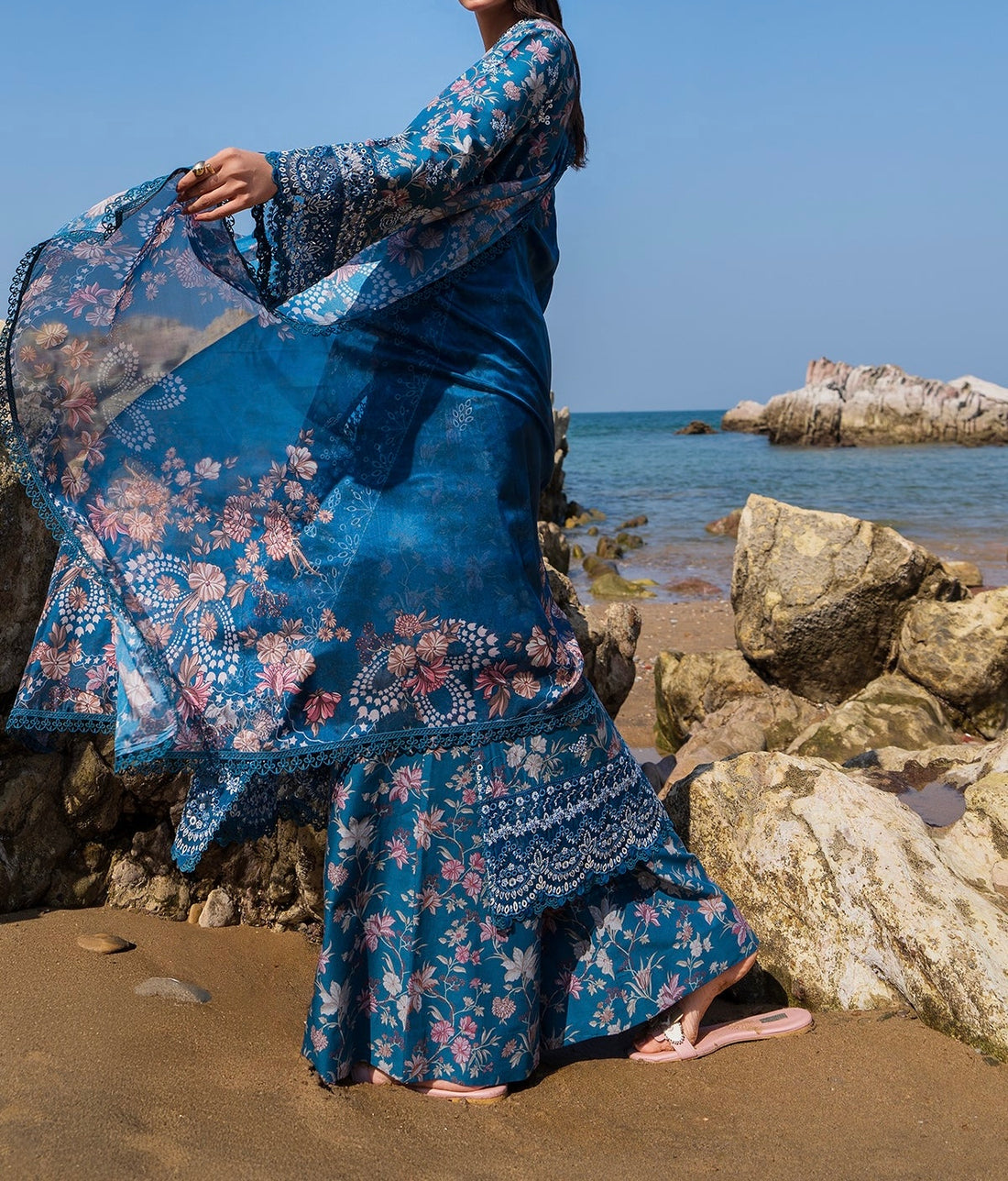 Unstitched Embroidered Lawn 3PC | SC-076