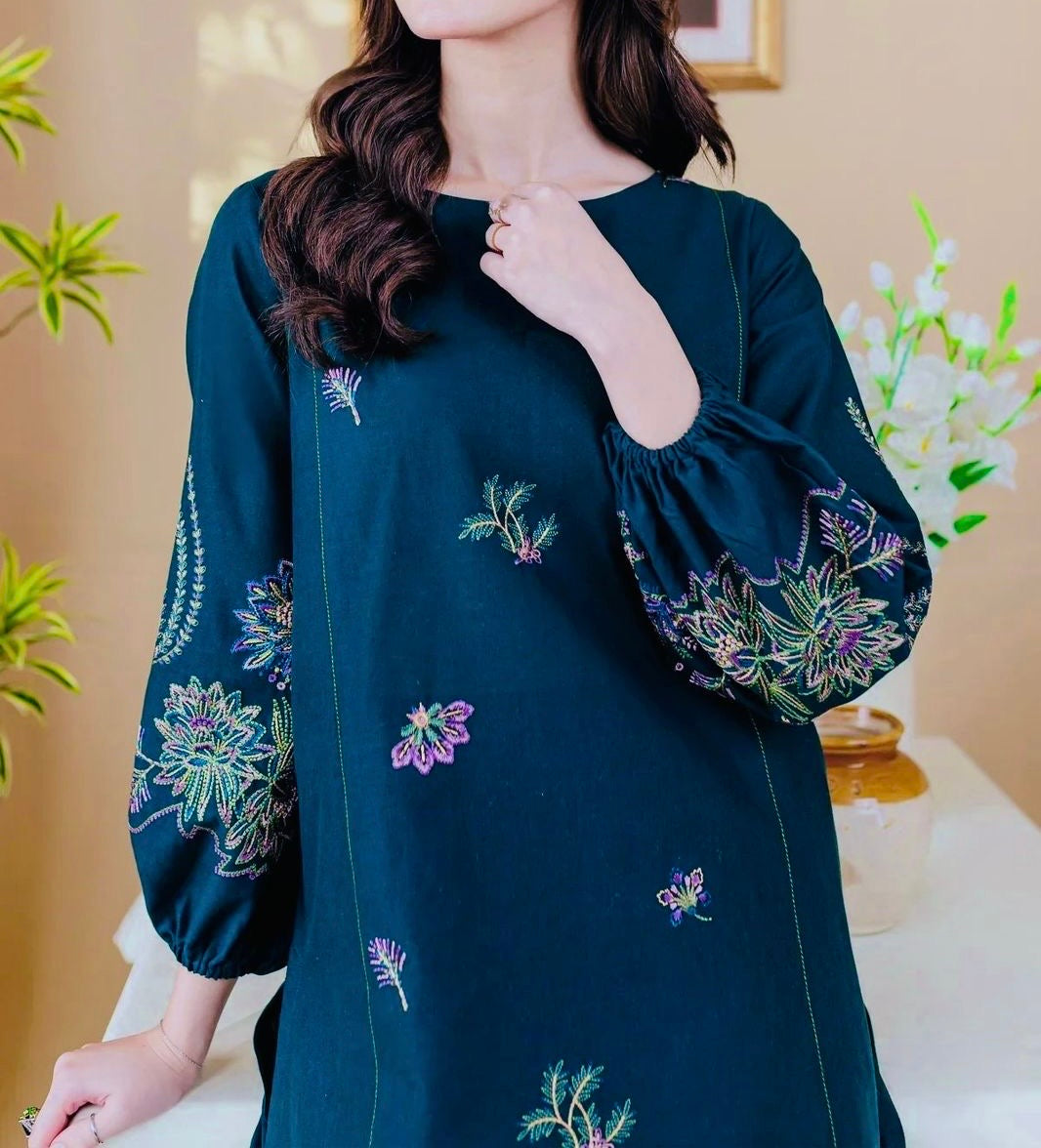 Unstitched Embroidered Lawn 2PC | SC-037