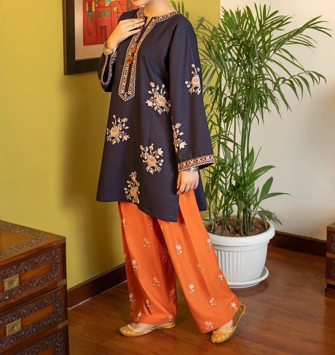 Unstitched Embroidered Lawn 2PC | SC-078