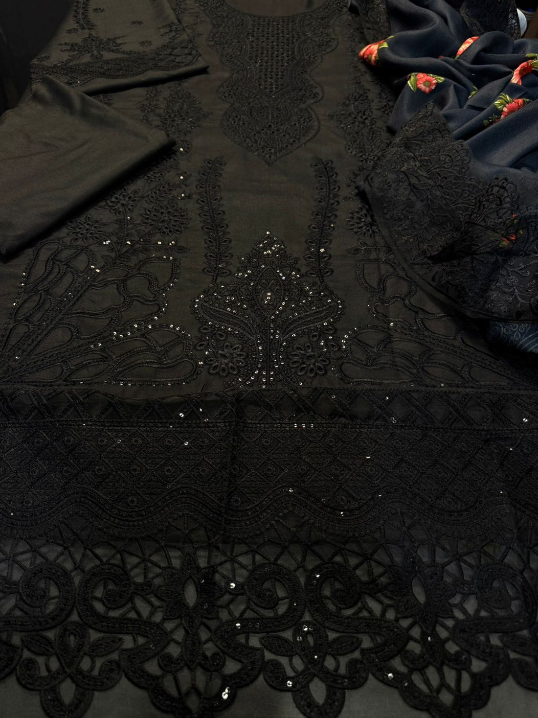 Unstitched Embroidered Dhanak 3PC | WC-073